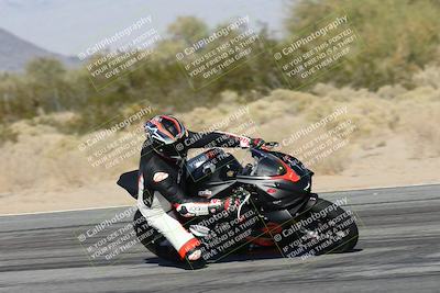 media/Dec-01-2025-Moto Forza (Mon) [[2daa91e15f]]/2-Intermediate Group/Session 4 Turn 9/